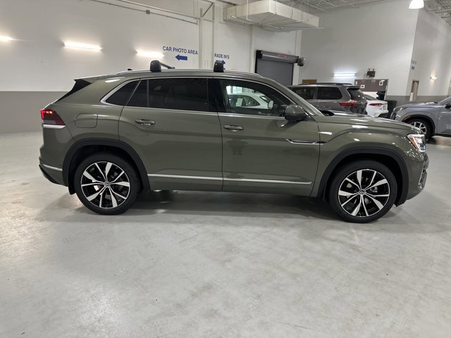 New 2026 Volkswagen Atlas Cross Sport SEL Premium R-Line image 10