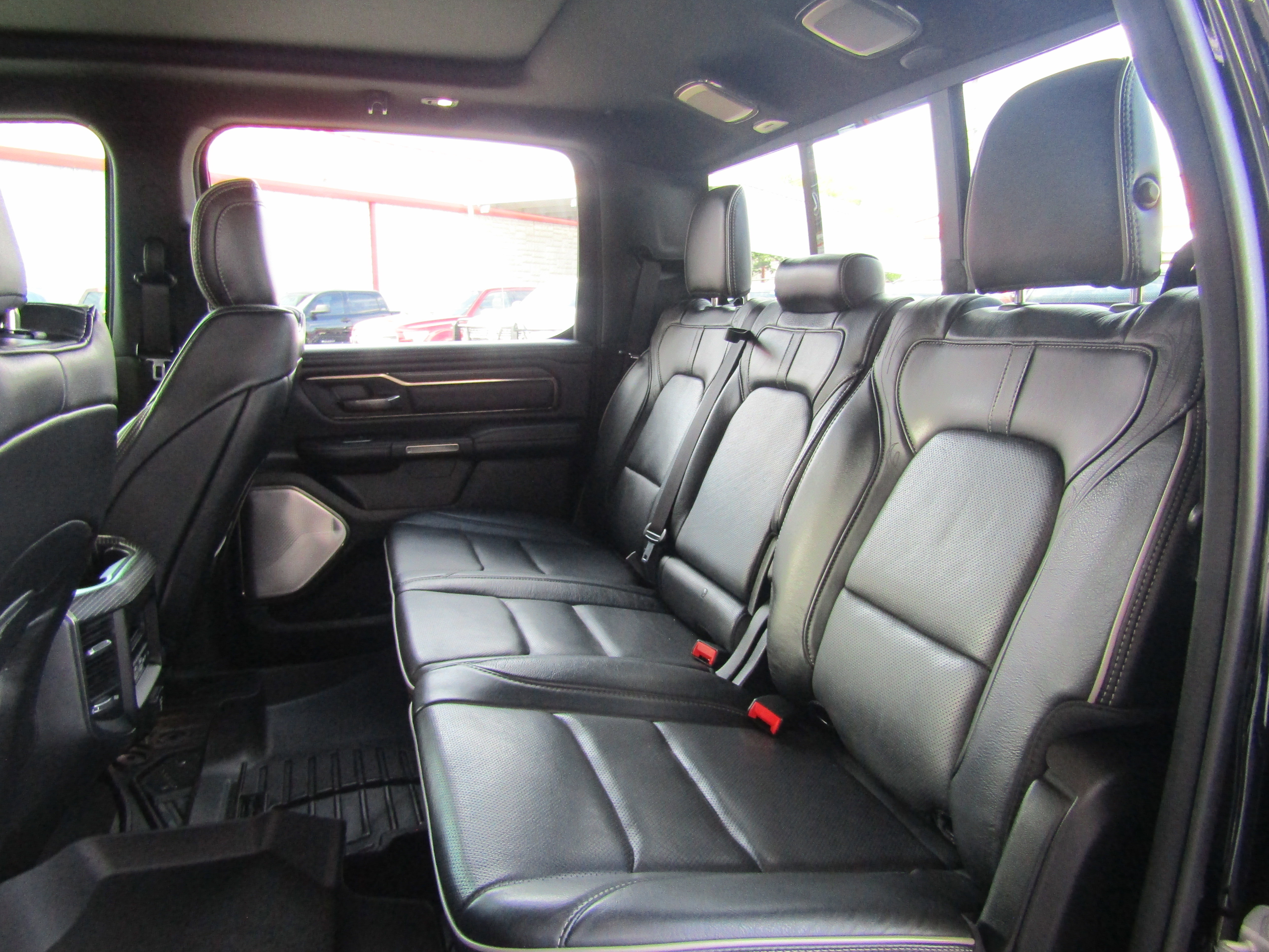Used 2021 GMC Sierra 1500 SLE image 9