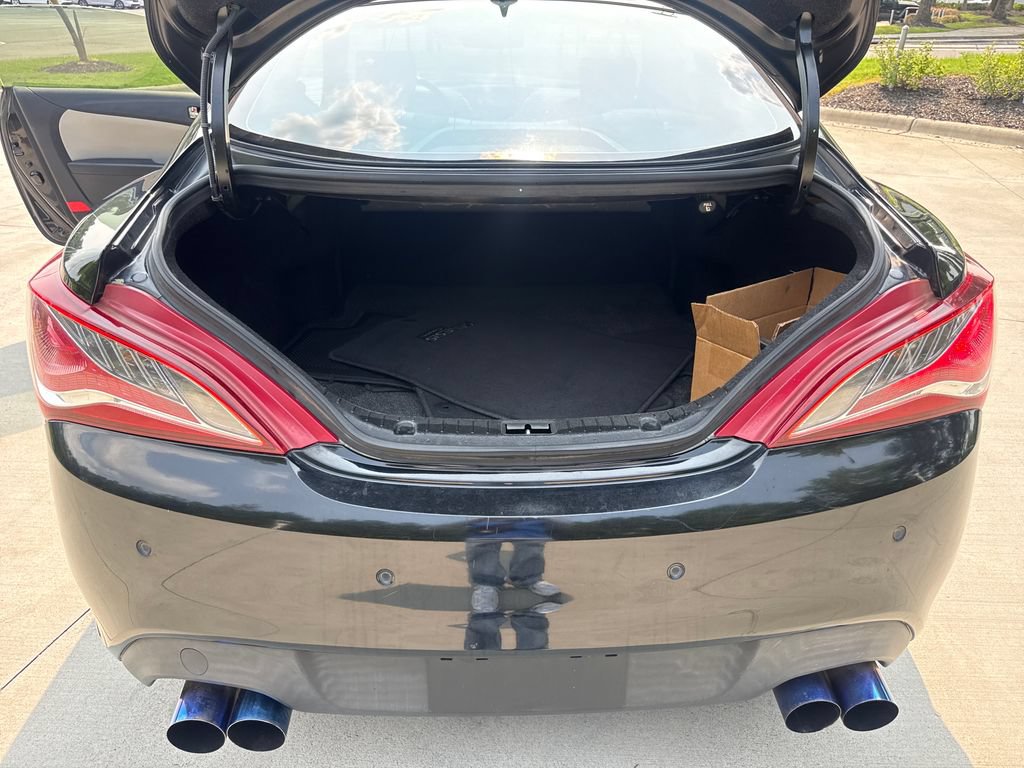 Used 2014 Hyundai Genesis 2.0T RWD image 32