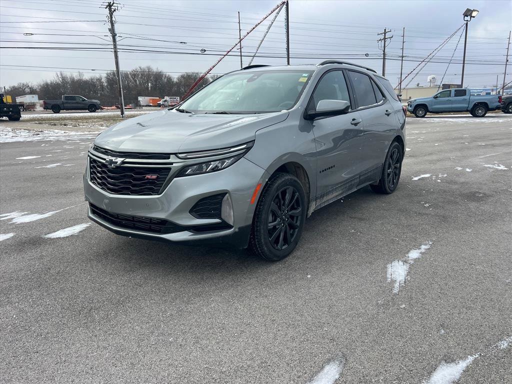 Used 2023 Chevrolet Equinox RS image 2