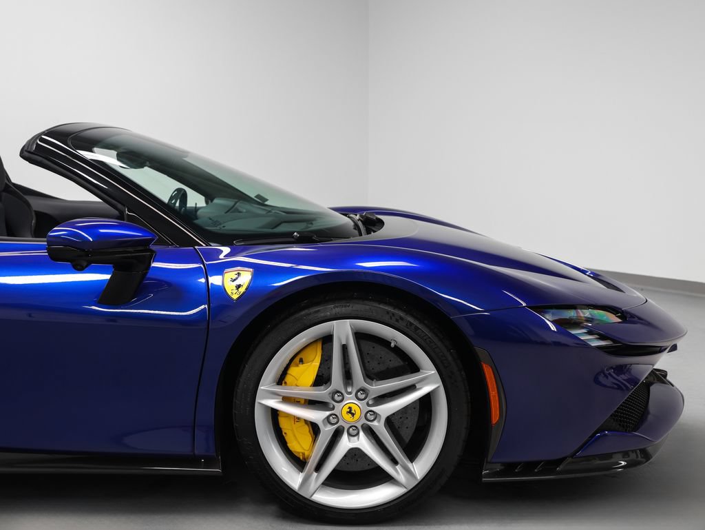 Certified 2022 Ferrari SF90 Spider AWD/4WD image 5