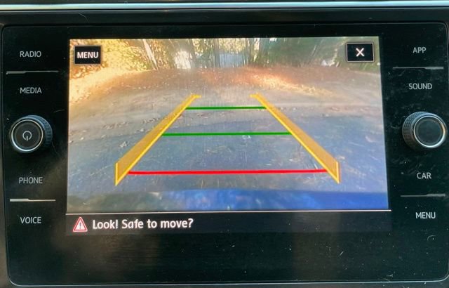 Used 2018 Volkswagen Tiguan SE FWD image 26