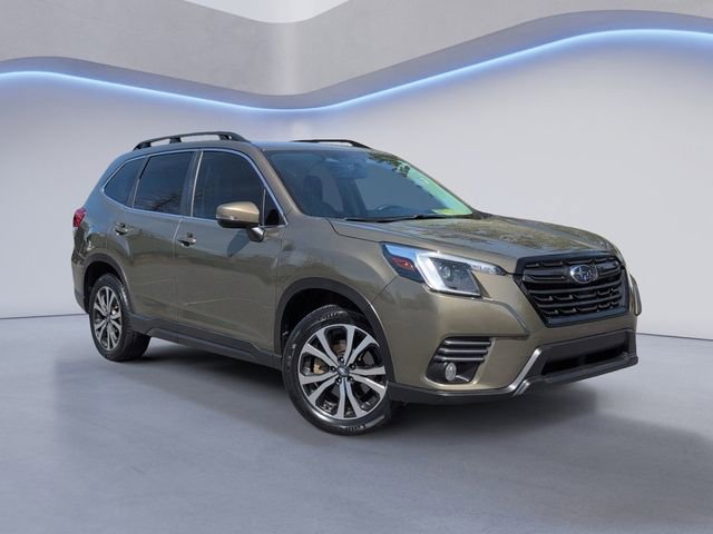 Used 2023 Subaru Forester Limited AWD/4WD image 2