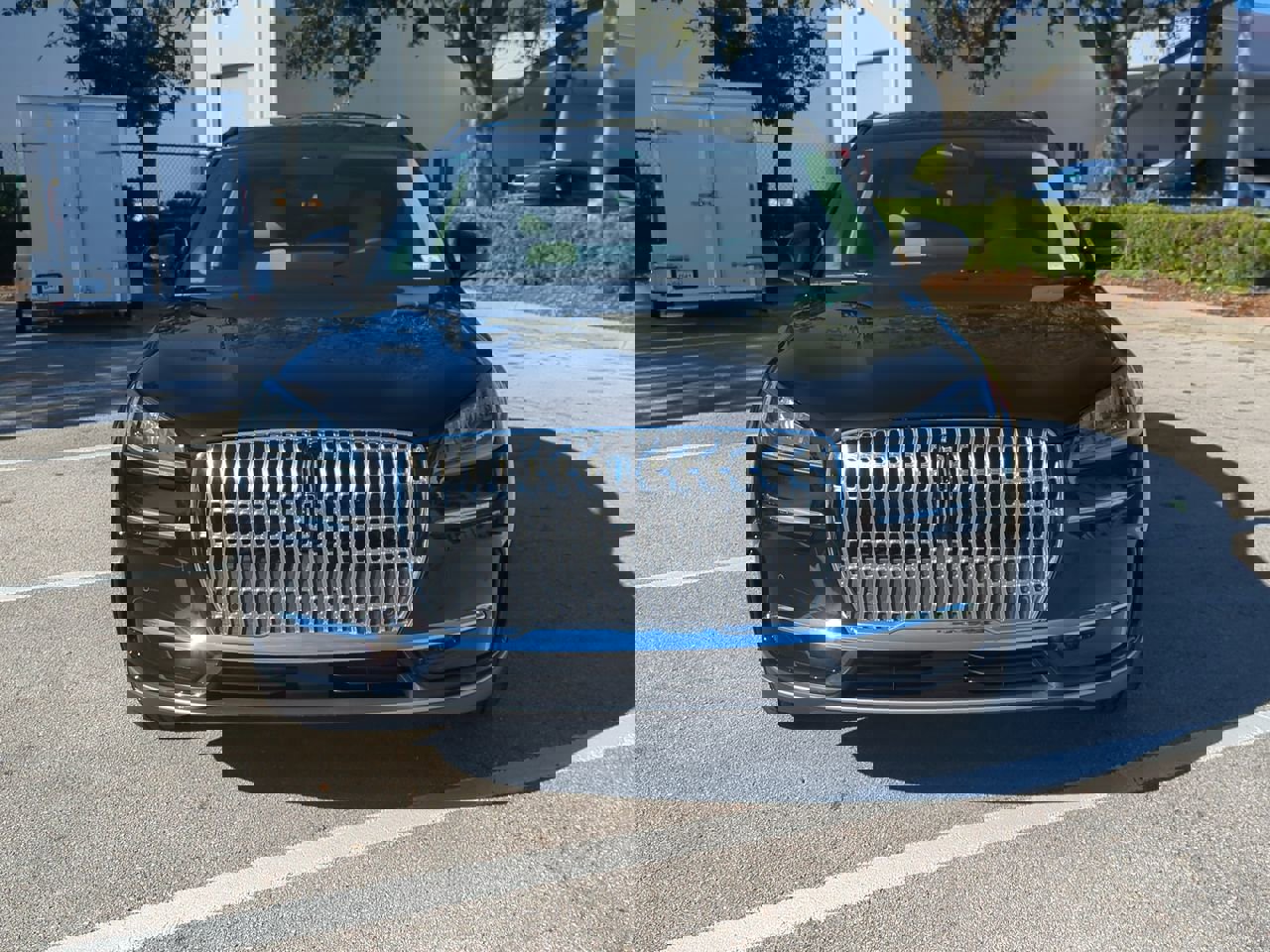 New 2026 Lincoln Corsair Premiere image 9