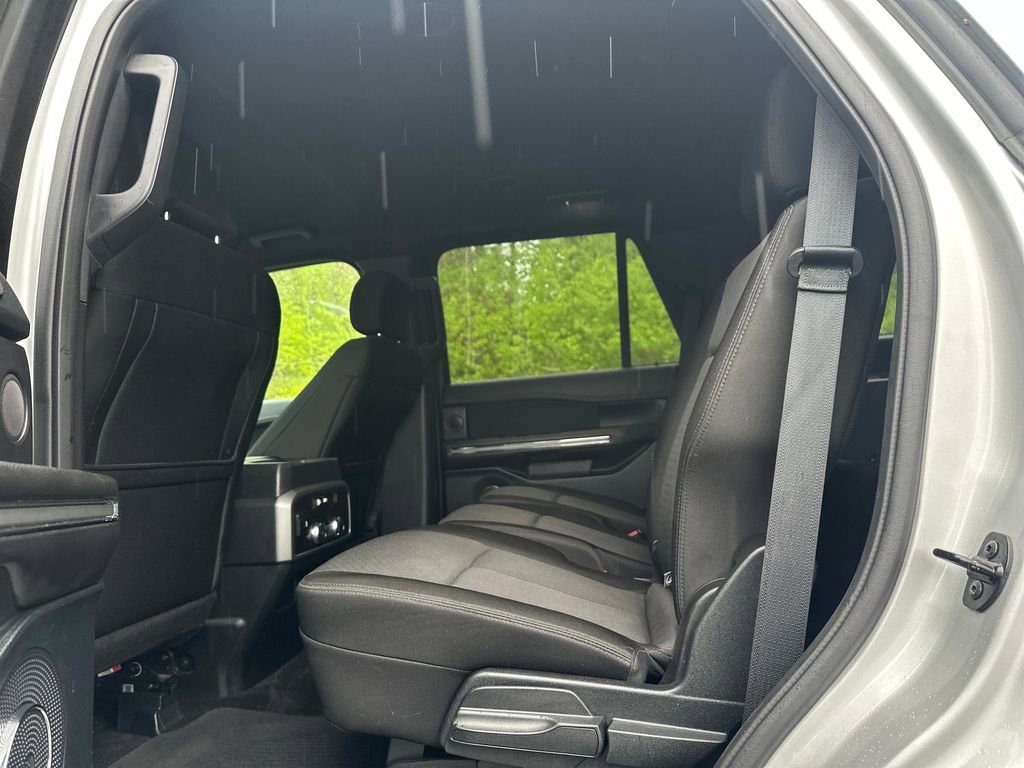 Used 2018 Ford Expedition XLT AWD/4WD image 13