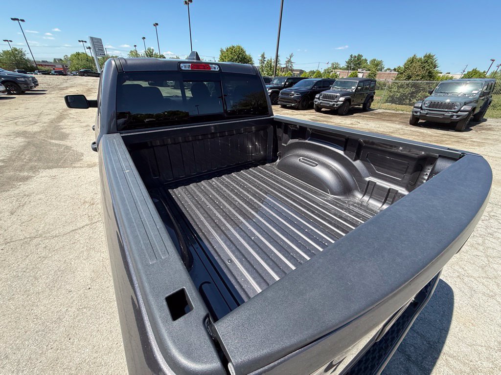 New 2026 RAM 1500 Express AWD/4WD image 8