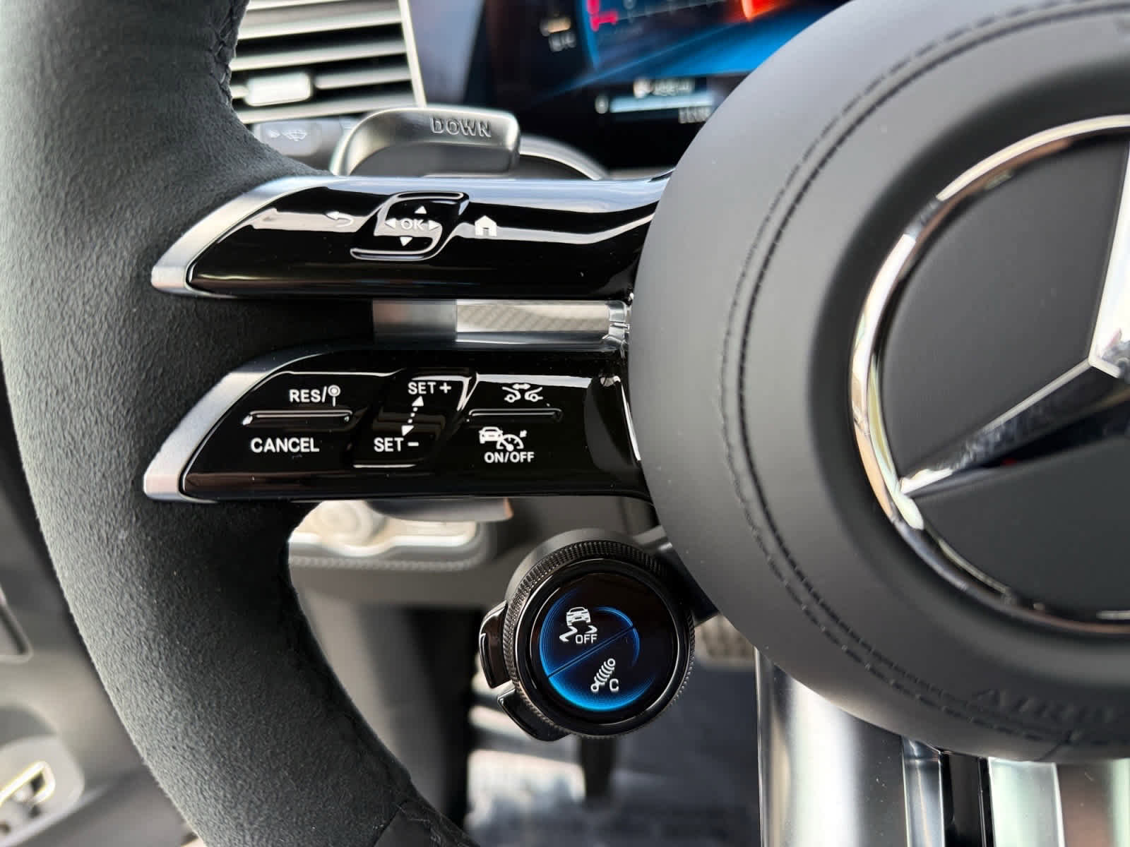 New 2026 Mercedes-Benz GLE 63 AMG S image 21