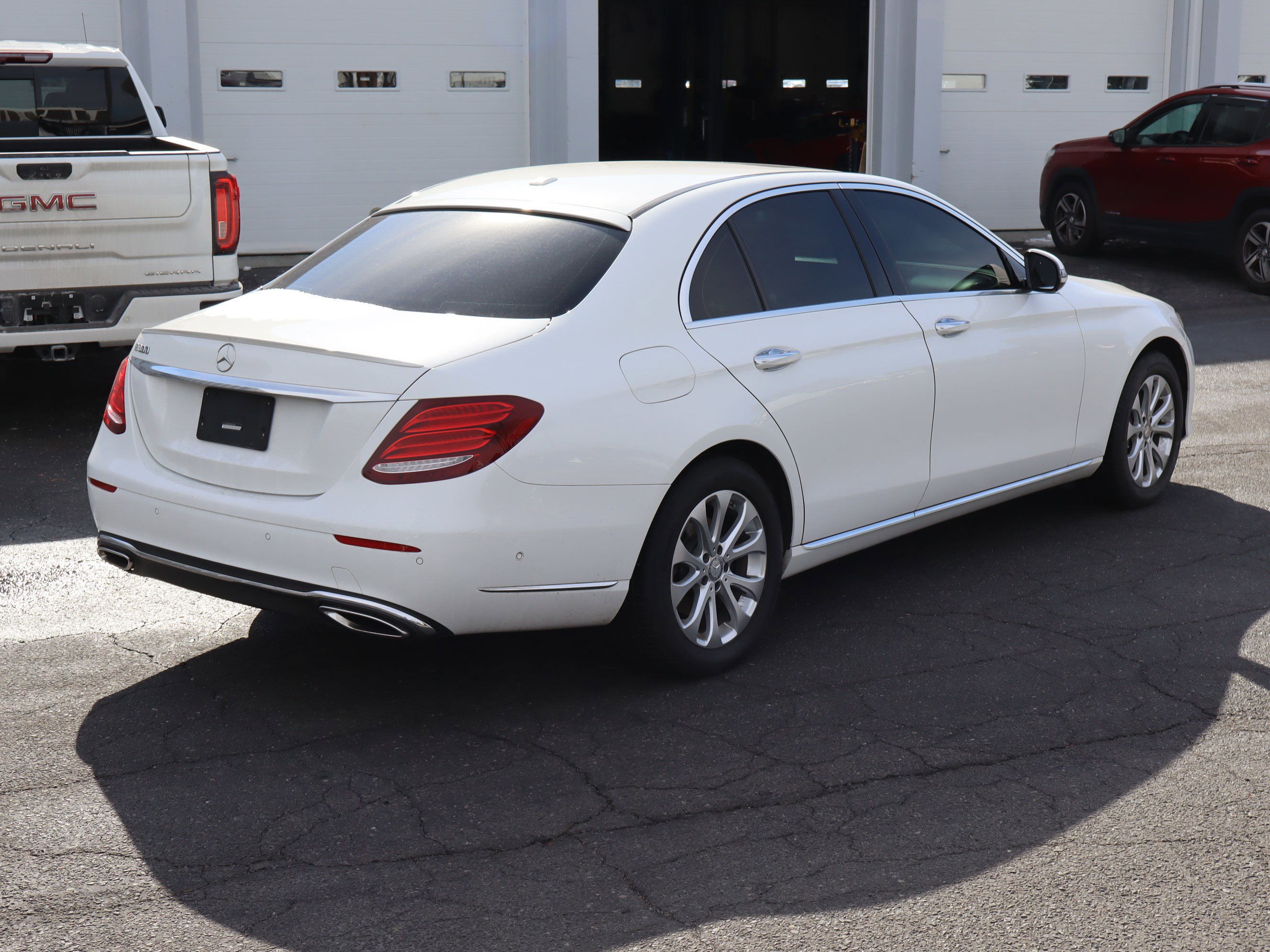 Used 2017 Mercedes-Benz E 300 E 300 Luxury image 10