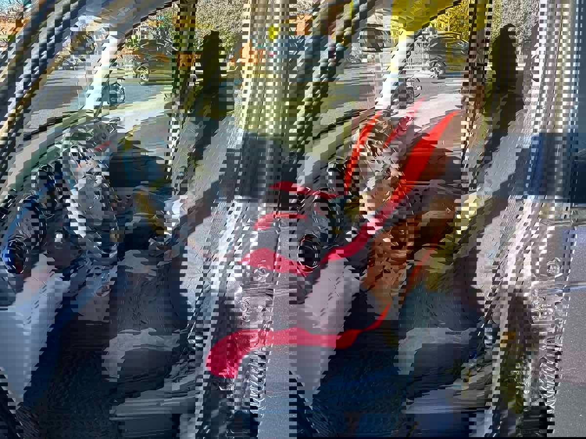 Used 2007 Chrysler PT Cruiser Touring image 9