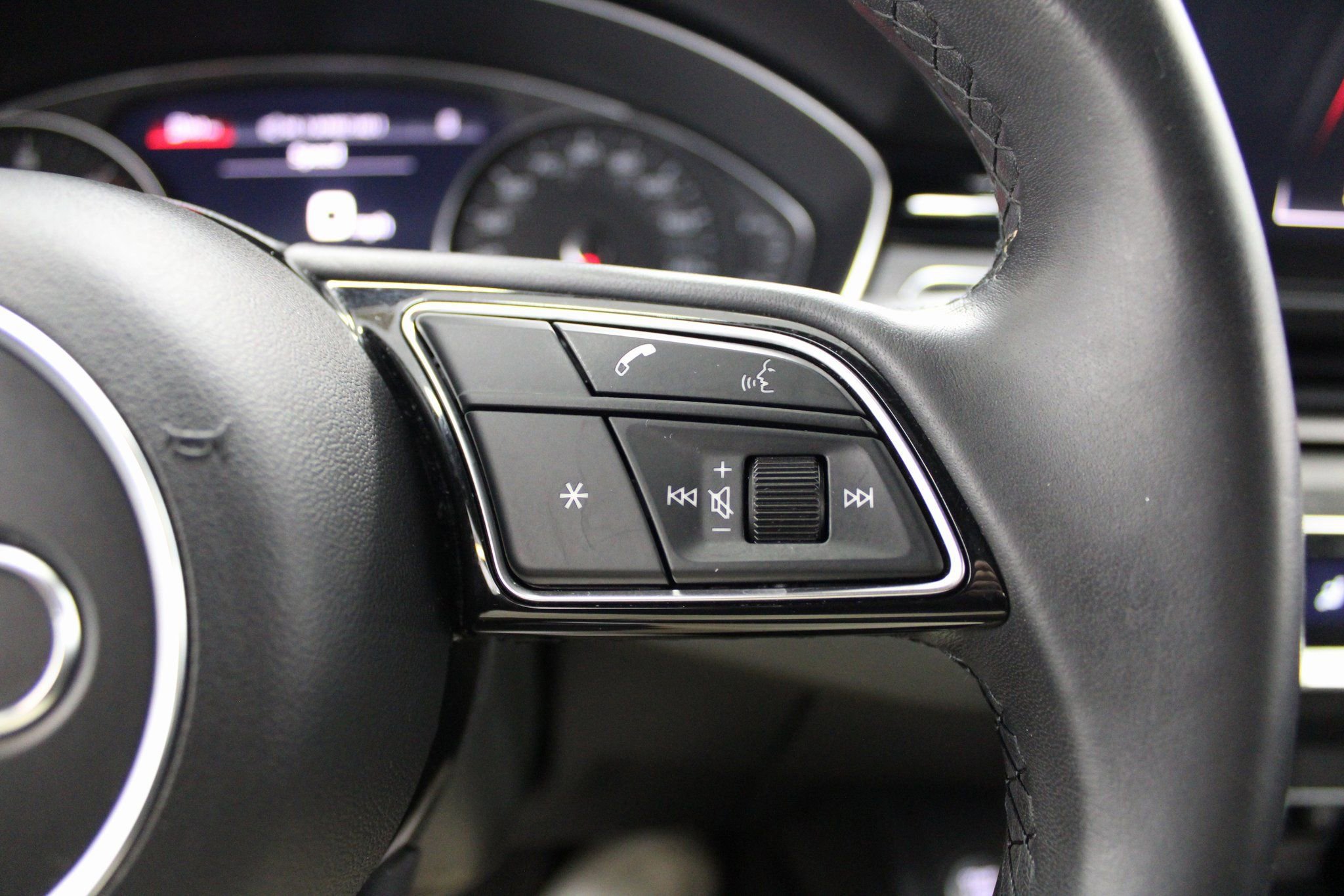 Used 2022 Audi A5 2.0T Premium image 36