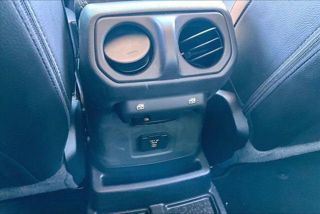 Used 2022 Jeep Wrangler Unlimited Sahara w/ Cold Weather Group image 33