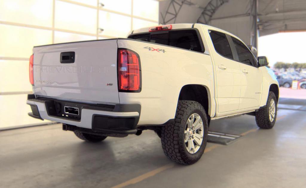 Used 2022 Chevrolet Colorado LT w/ LT Convenience Package AWD/4WD image 8