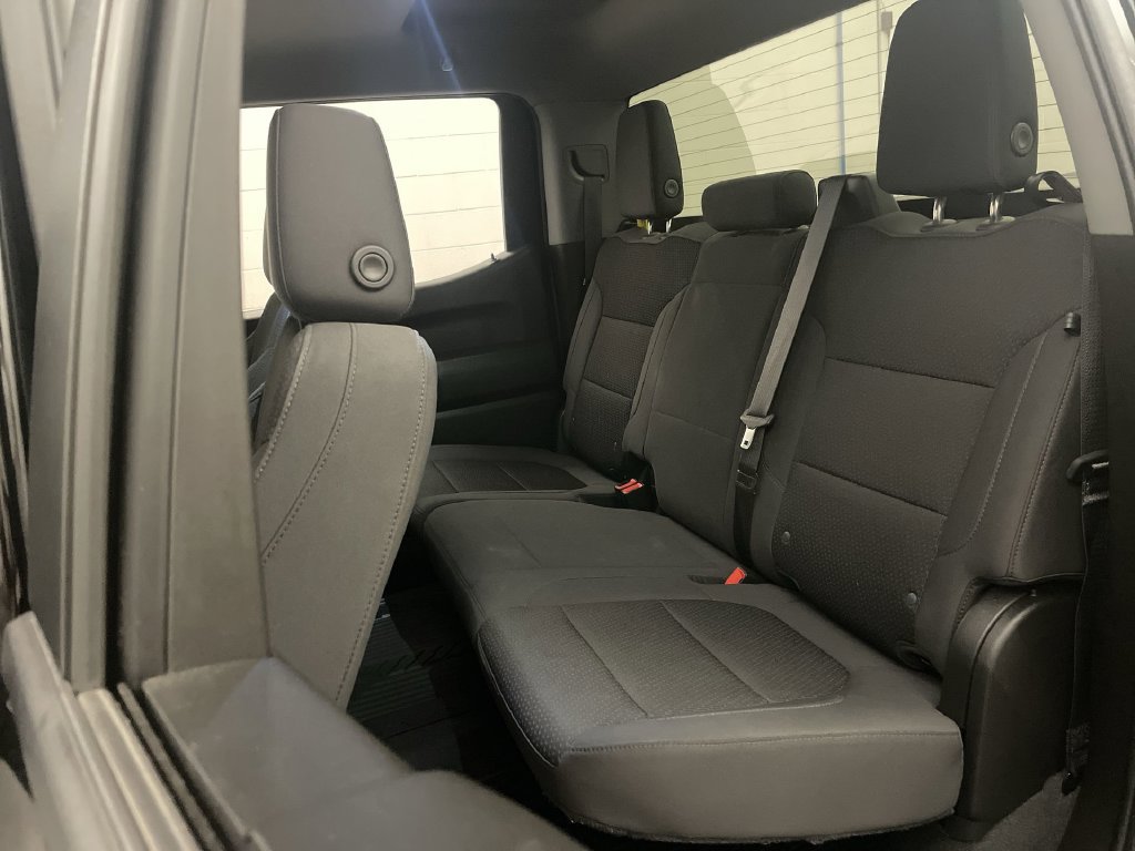 Used 2021 Chevrolet Silverado 1500 Custom Trail Boss w/ Midnight Edition AWD/4WD image 16