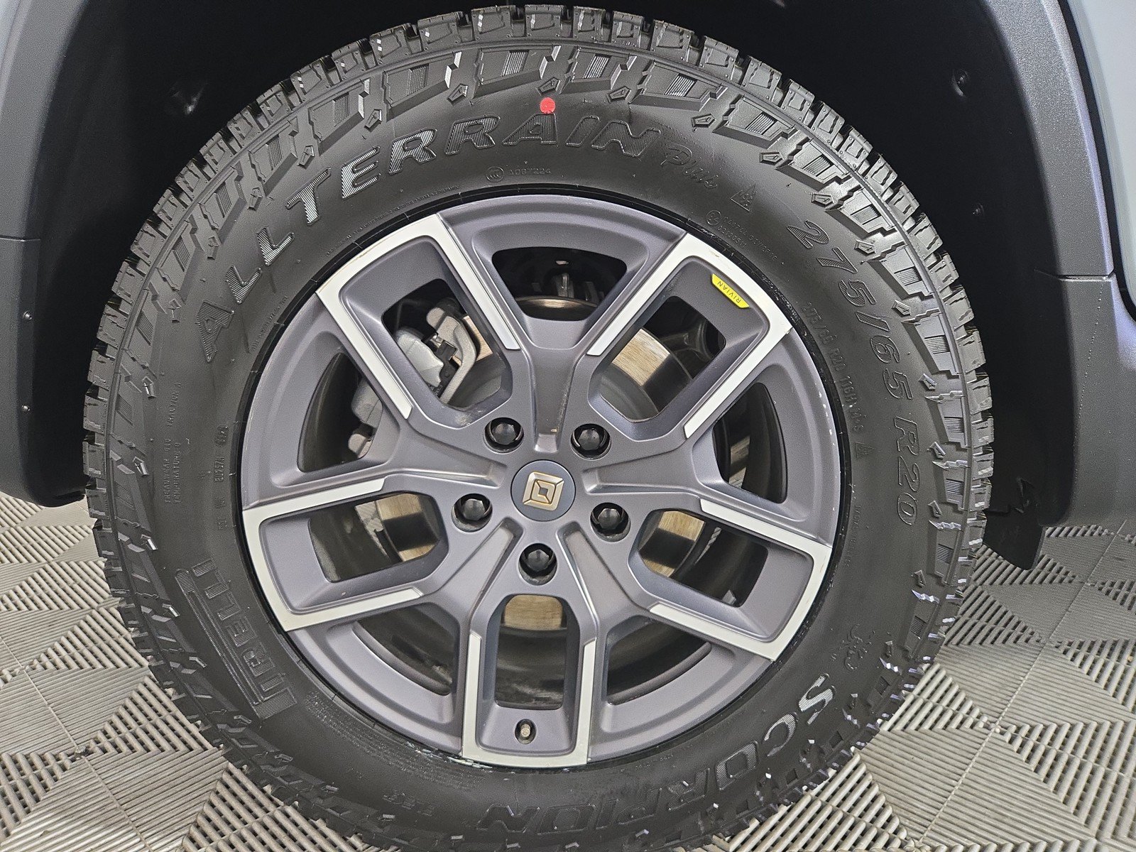 Used 2023 Rivian R1T Adventure AWD/4WD image 12