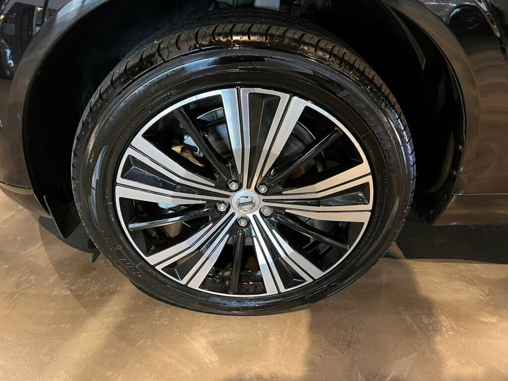 Used 2022 Volvo XC60 T8 Inscription w/ Advanced Package image 10