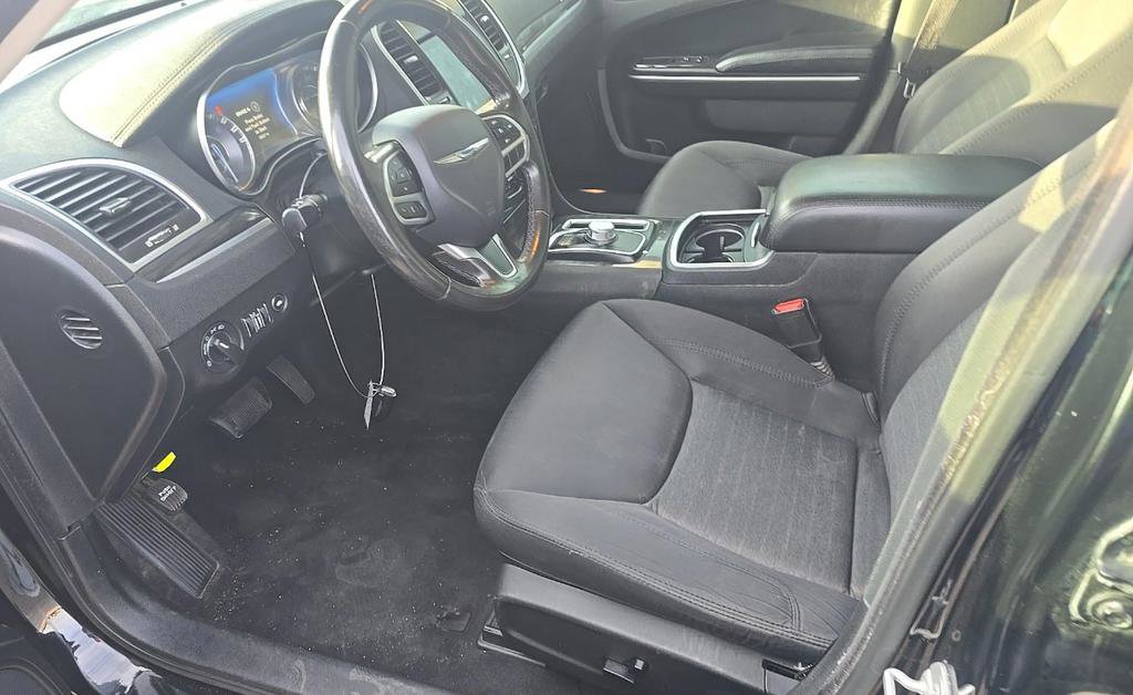Used 2019 Chrysler 300 Touring w/ Sport Appearance Package RWD image 11