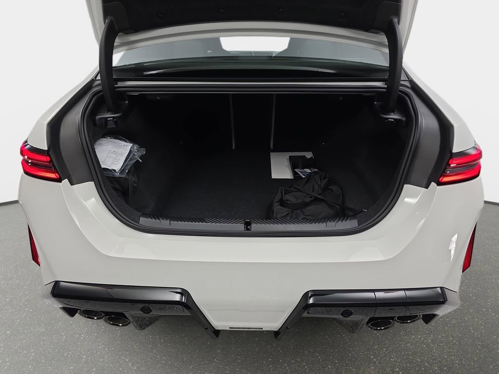 New 2026 BMW M5 w/ Executive Package AWD/4WD image 12