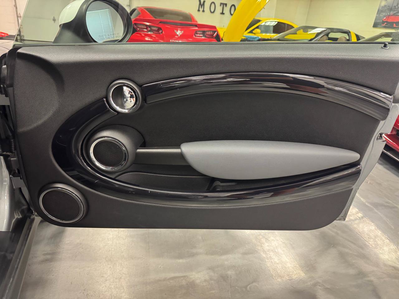 Used 2009 MINI Cooper S FWD image 26