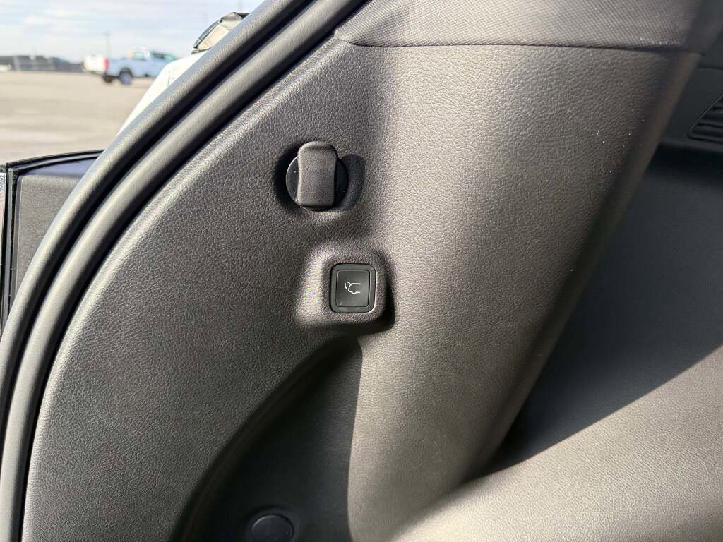 New 2026 Jeep Compass Trailhawk image 29