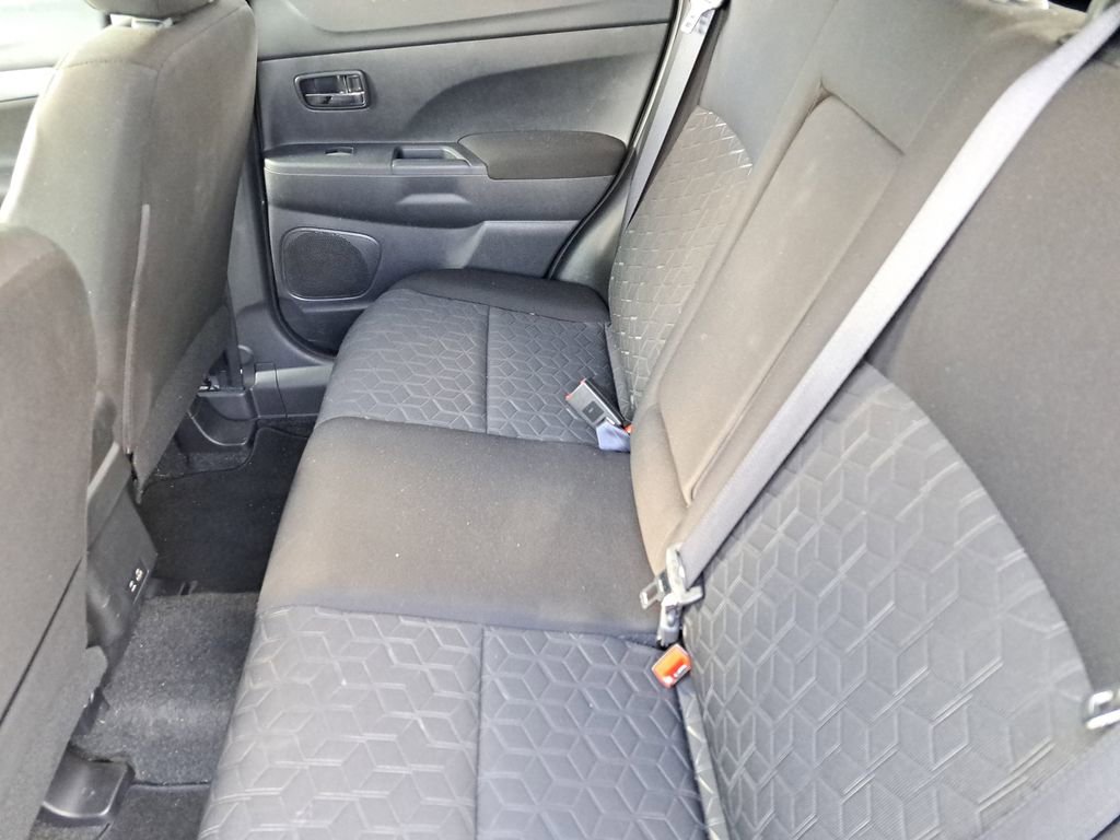 Used 2022 Mitsubishi Outlander Sport SE image 13