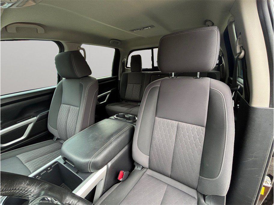 Used 2021 Nissan Titan SV w/ SV Convenience Package AWD/4WD image 20