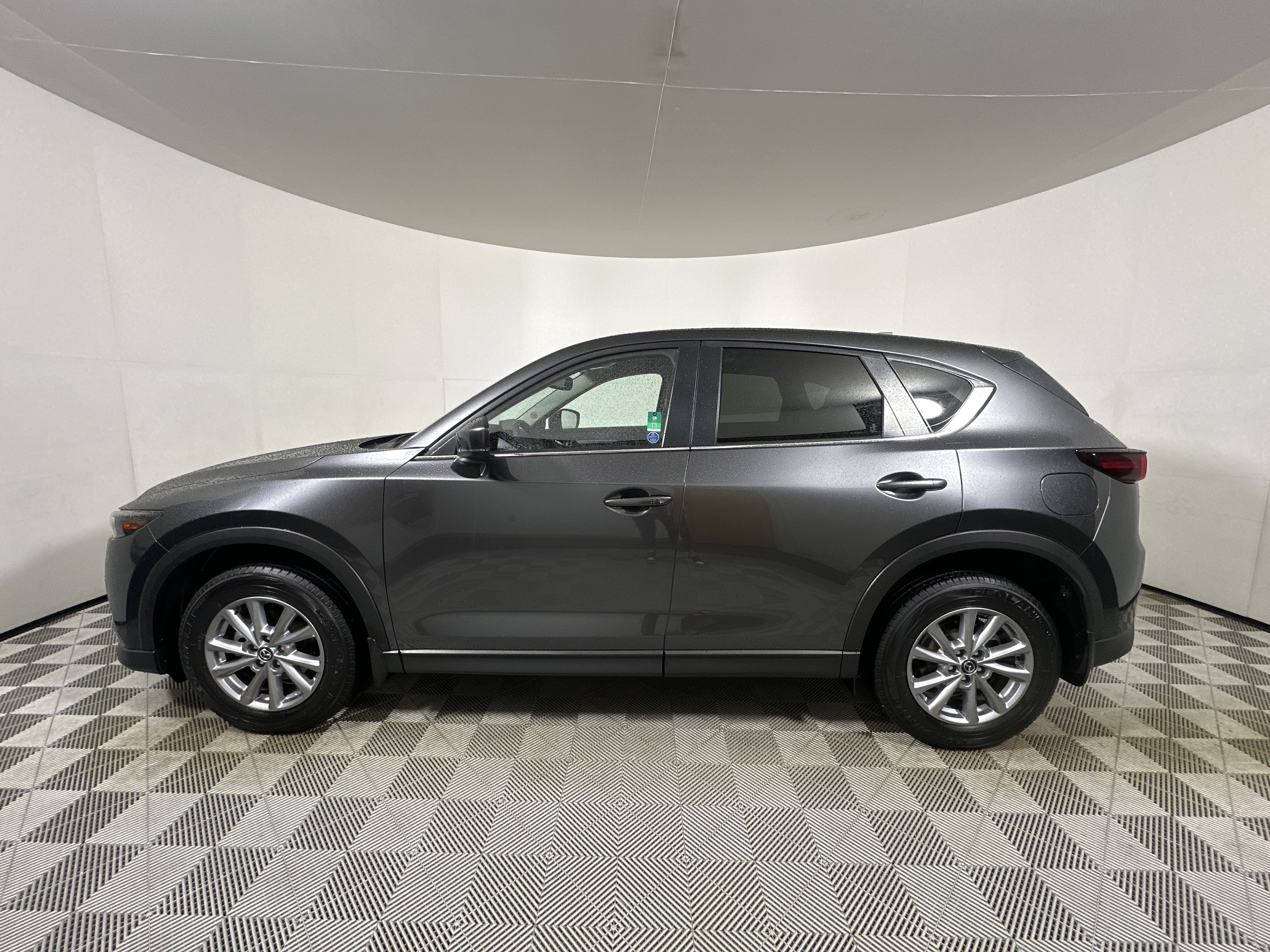 Used 2023 MAZDA CX-5 AWD 2.5 S w/ Preferred Package image 4