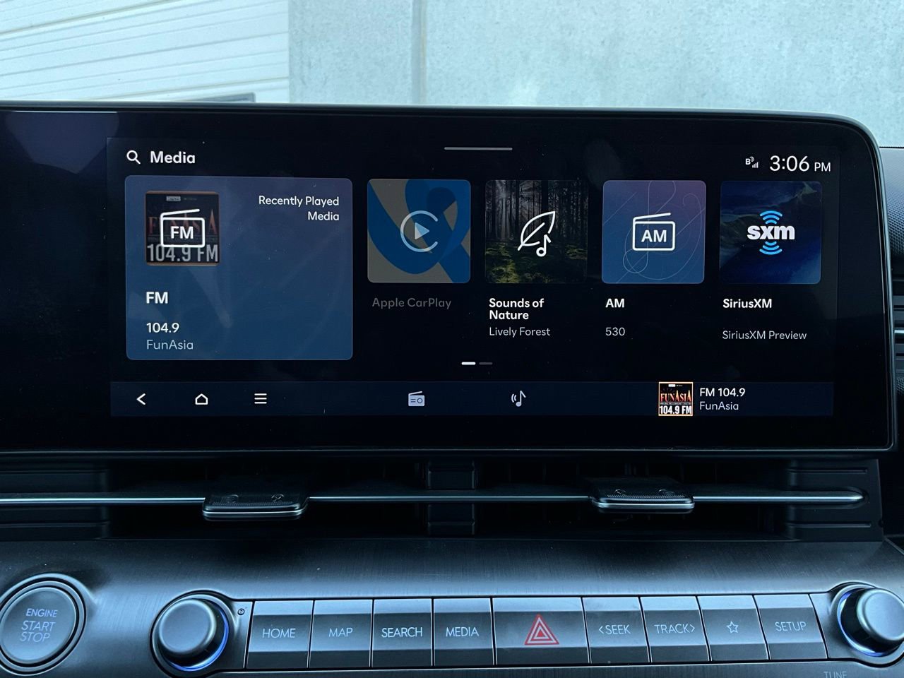 Used 2025 Hyundai Kona SEL image 32