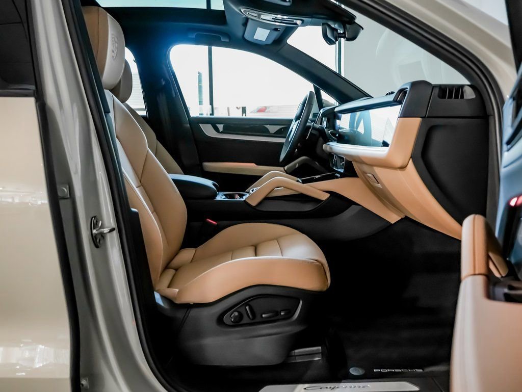 New 2026 Porsche Cayenne AWD/4WD image 31