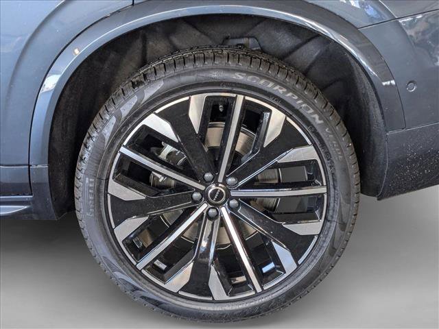New 2026 Volvo XC90 B6 Plus w/ Protection Package Premier image 10
