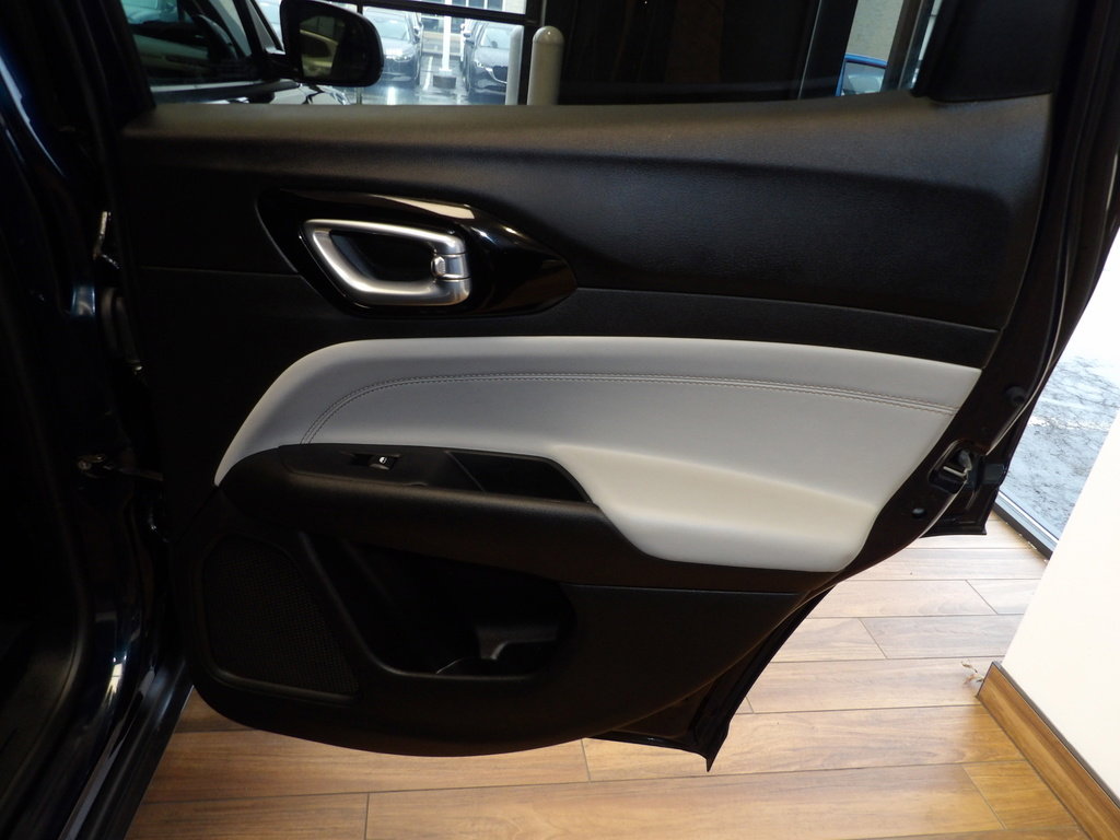 Used 2024 Jeep Compass Limited image 15