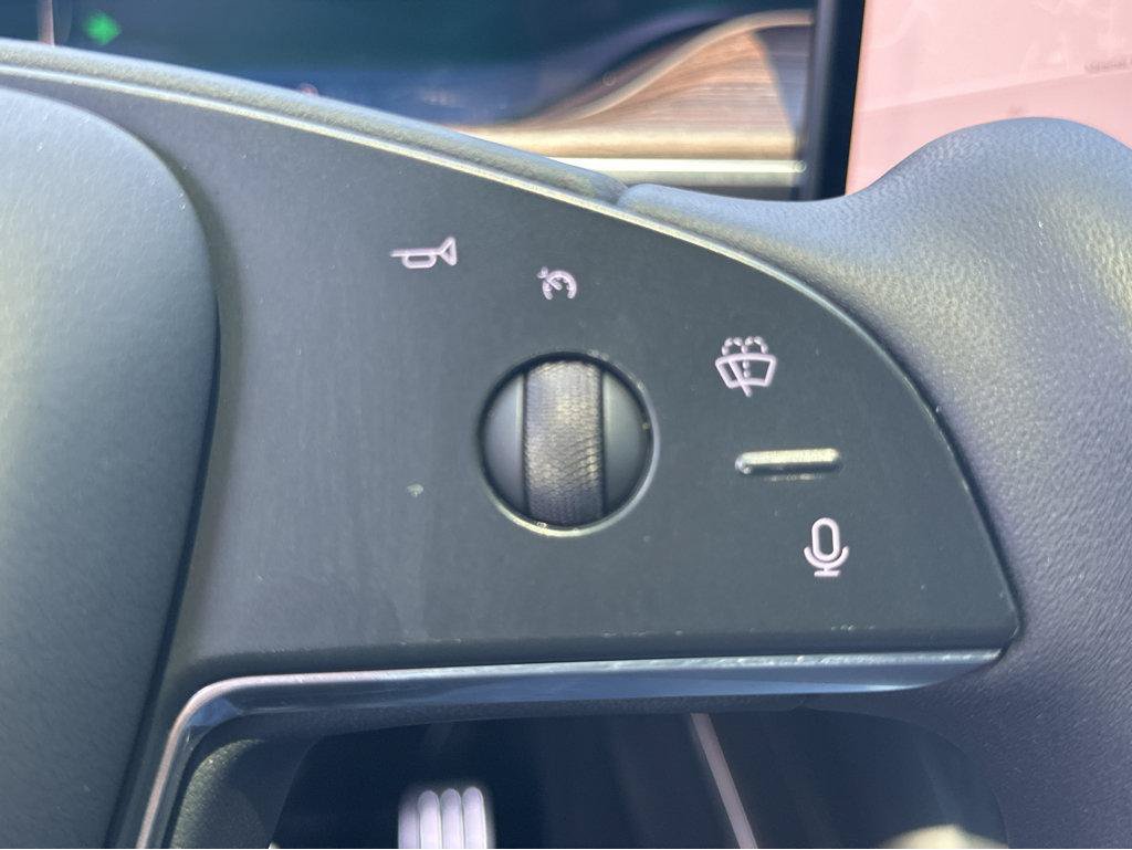 Used 2022 Tesla Model X AWD/4WD image 23