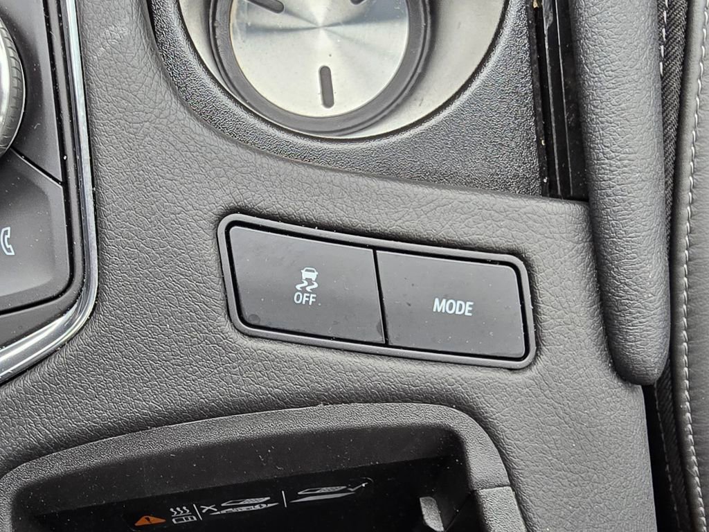 Used 2025 Cadillac XT6 Premium Luxury image 26