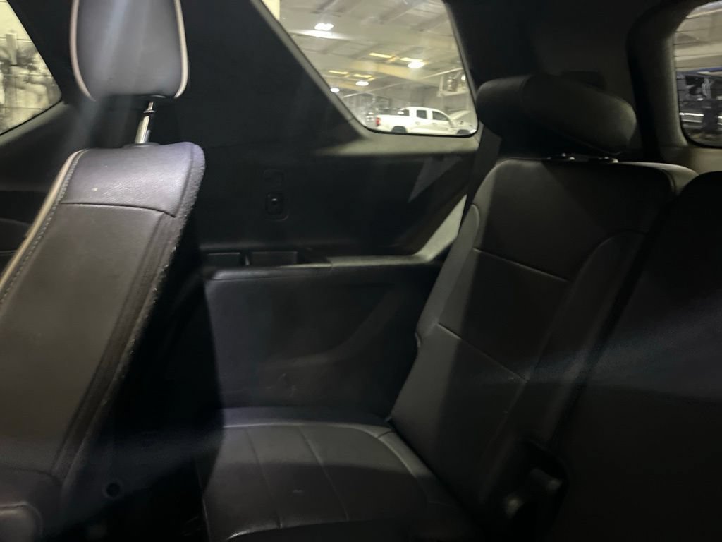 Used 2023 Chevrolet Traverse Premier w/ Redline Edition FWD image 28