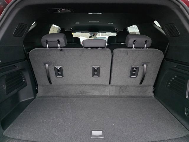 New 2026 Chevrolet Traverse LT w/ LPO, Floor Liner Package image 4