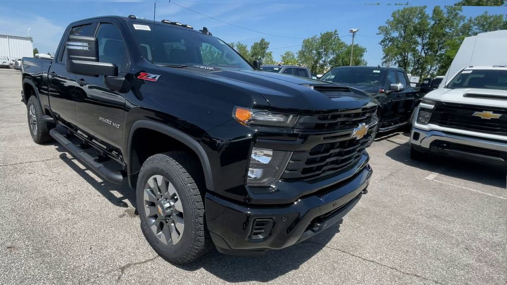 New 2026 Chevrolet Silverado 2500 Custom w/ Custom Value Package AWD/4WD image 4