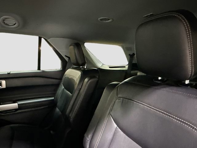 Used 2022 Ford Explorer Limited w/ Equipment Group 301A image 27