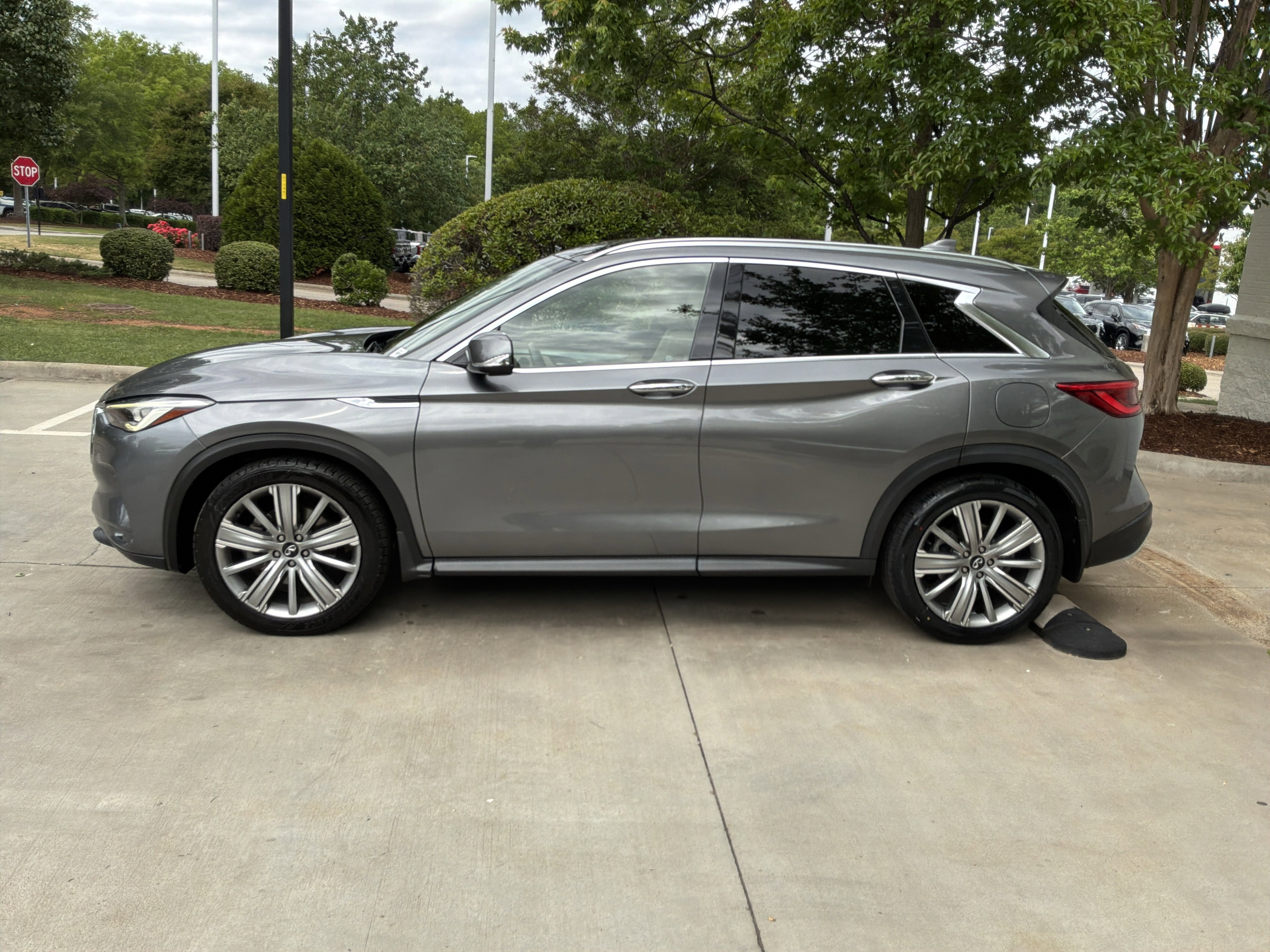 Used 2021 INFINITI QX50 Sensory AWD/4WD image 7