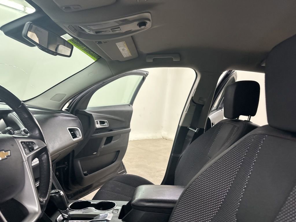 Used 2017 Chevrolet Equinox LT w/ Convenience Package image 33