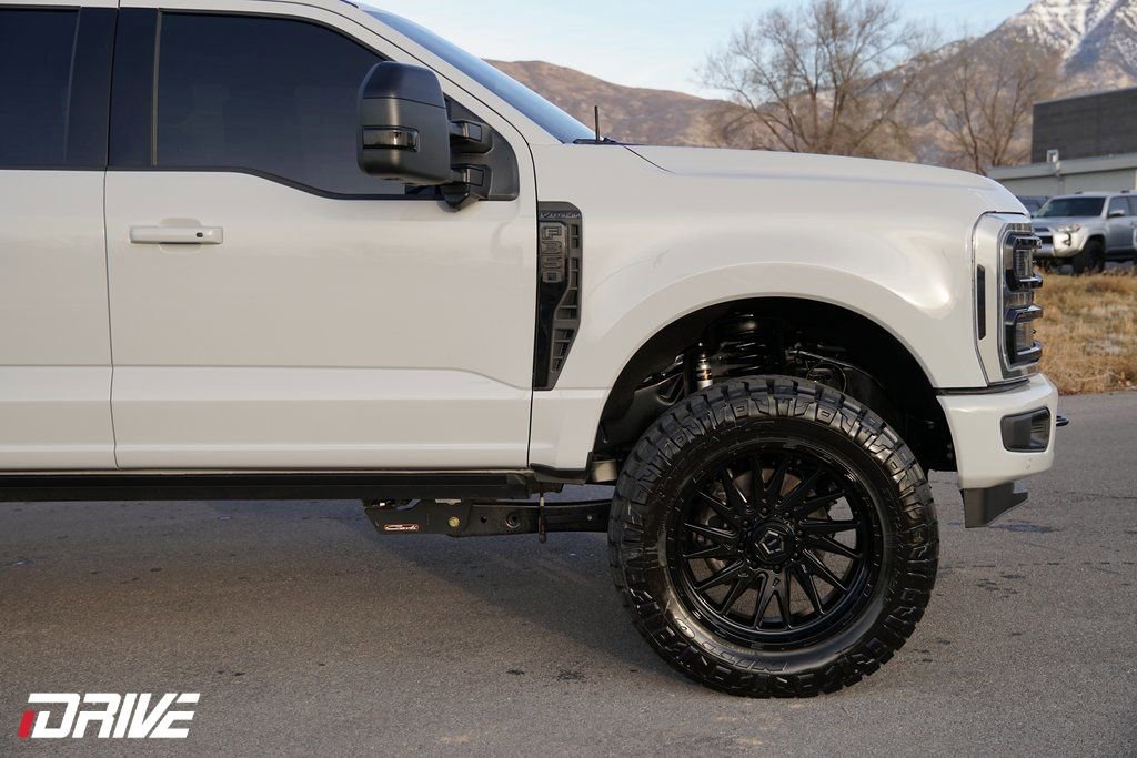 Used 2026 Ford F350 Platinum image 13