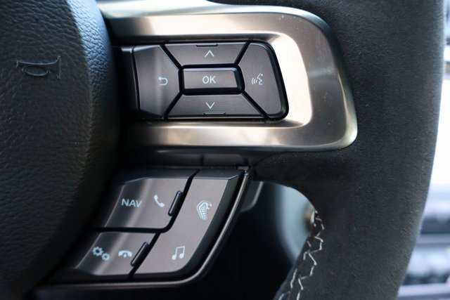 Used 2021 Ford Mustang Shelby GT500 w/ Carbon Fiber Track Pack image 27