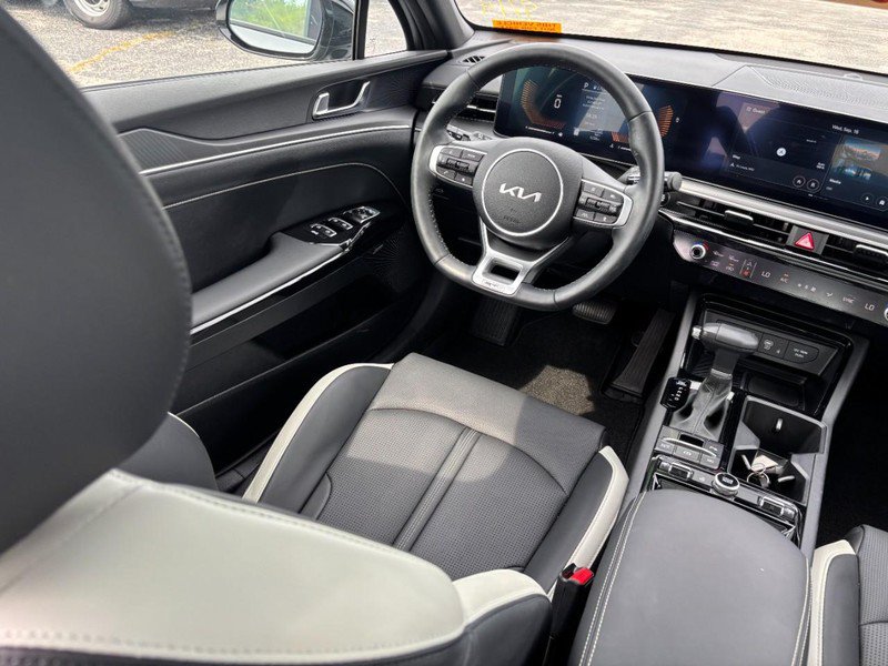 Used 2025 Kia K5 GT-Line w/ GT-Line Premium Package AWD/4WD image 14