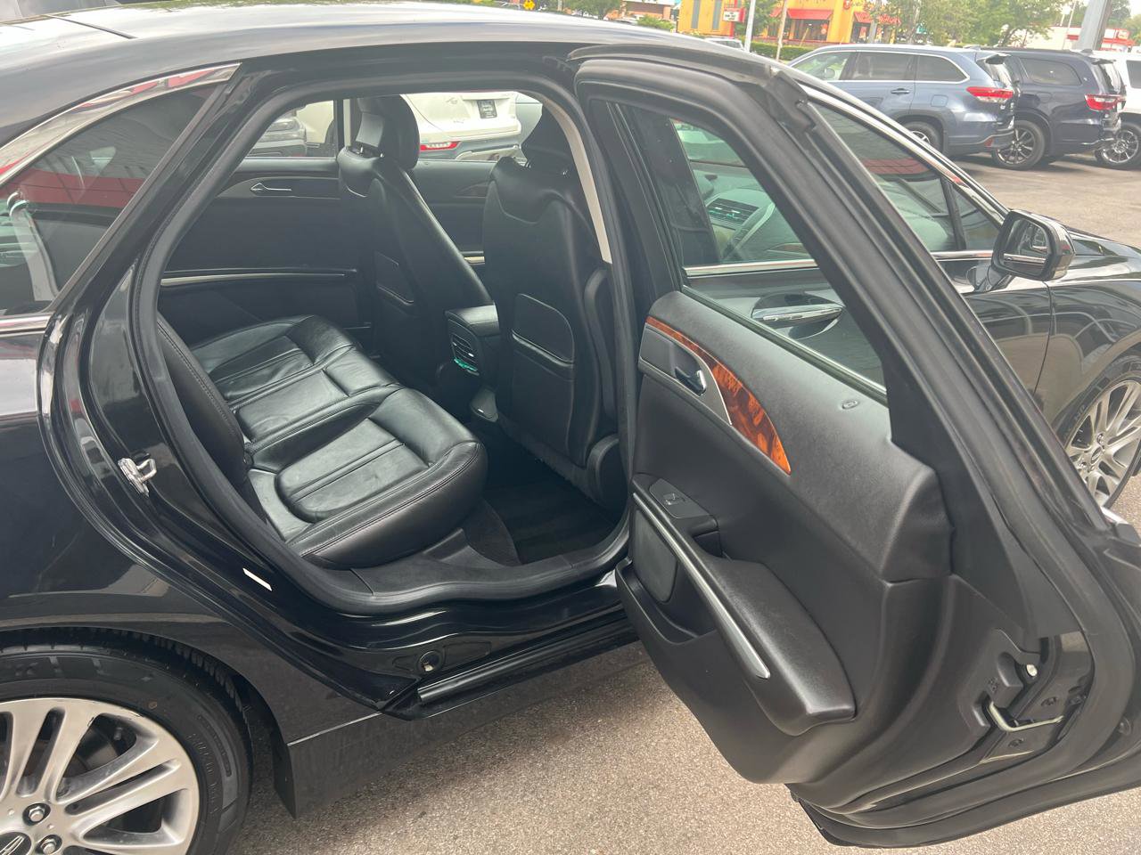Used 2013 Lincoln MKZ FWD image 16