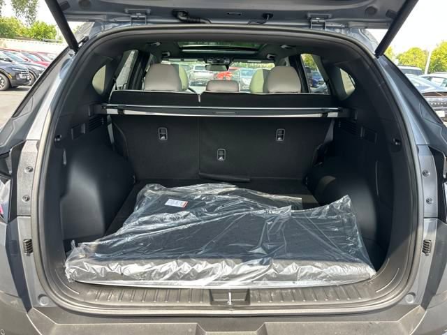 New 2025 Hyundai Tucson Limited image 39