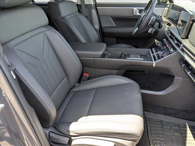 Used 2026 Hyundai Santa Fe SEL FWD image 19