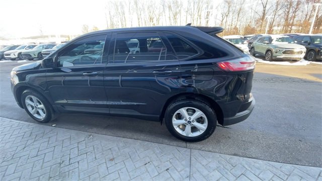 Used 2020 Ford Edge SE image 5