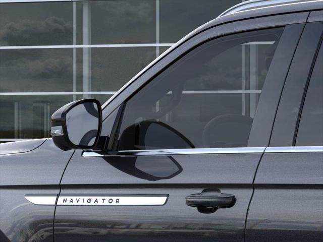 New 2026 Lincoln Navigator Premiere AWD/4WD image 20