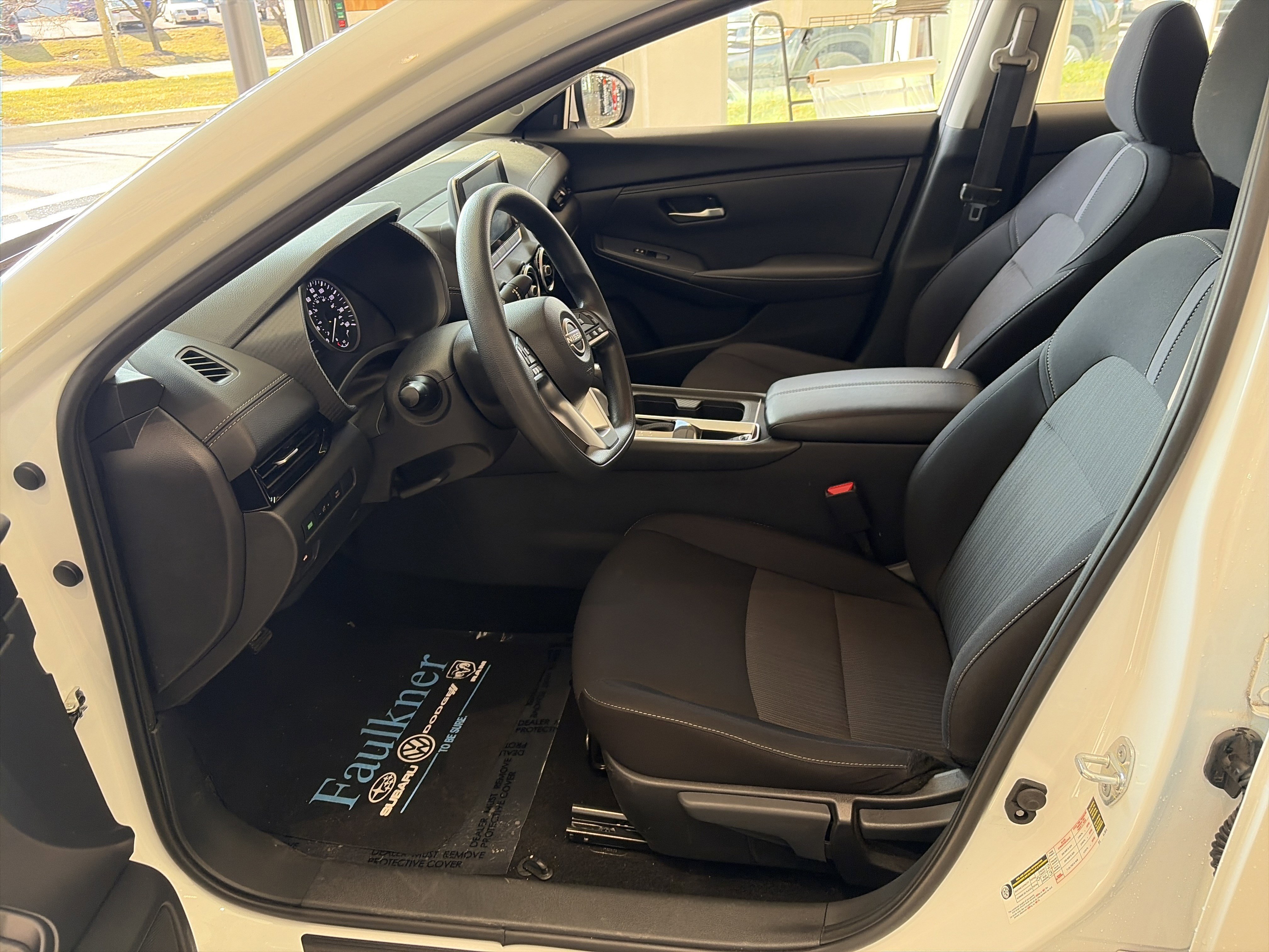 Used 2024 Nissan Sentra SV image 17