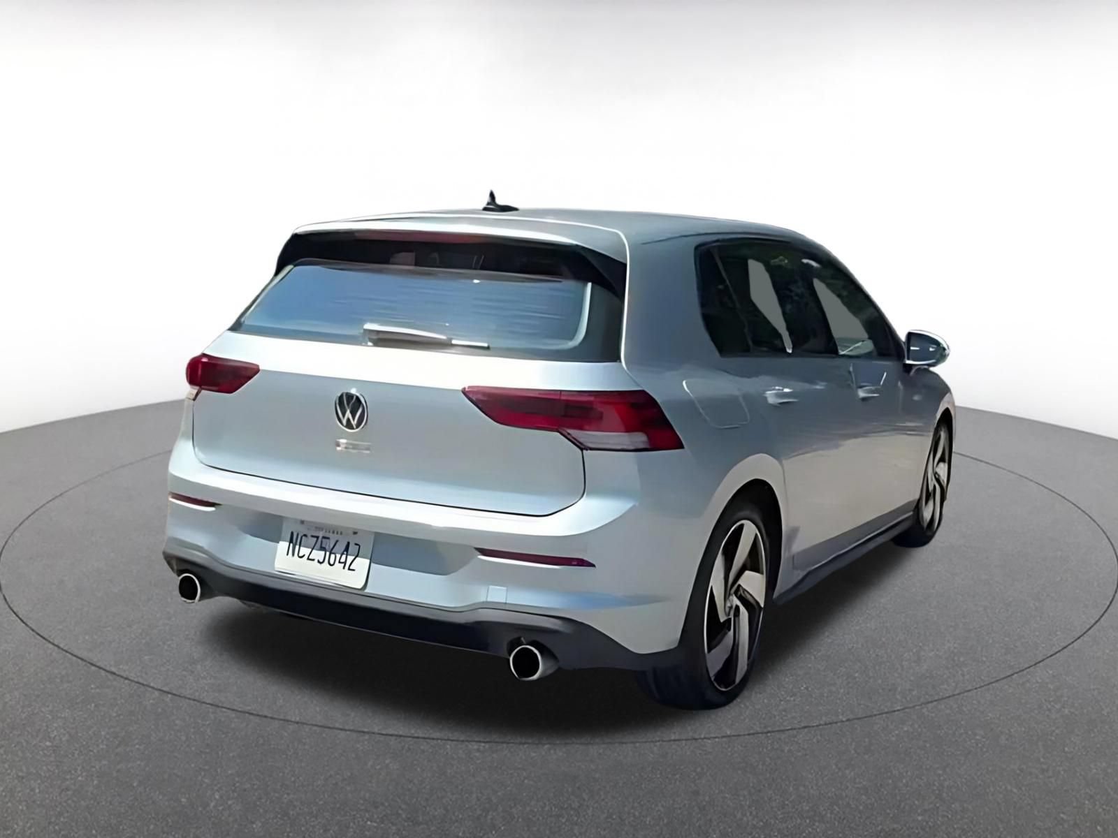 Used 2026 Volkswagen Golf S FWD image 11