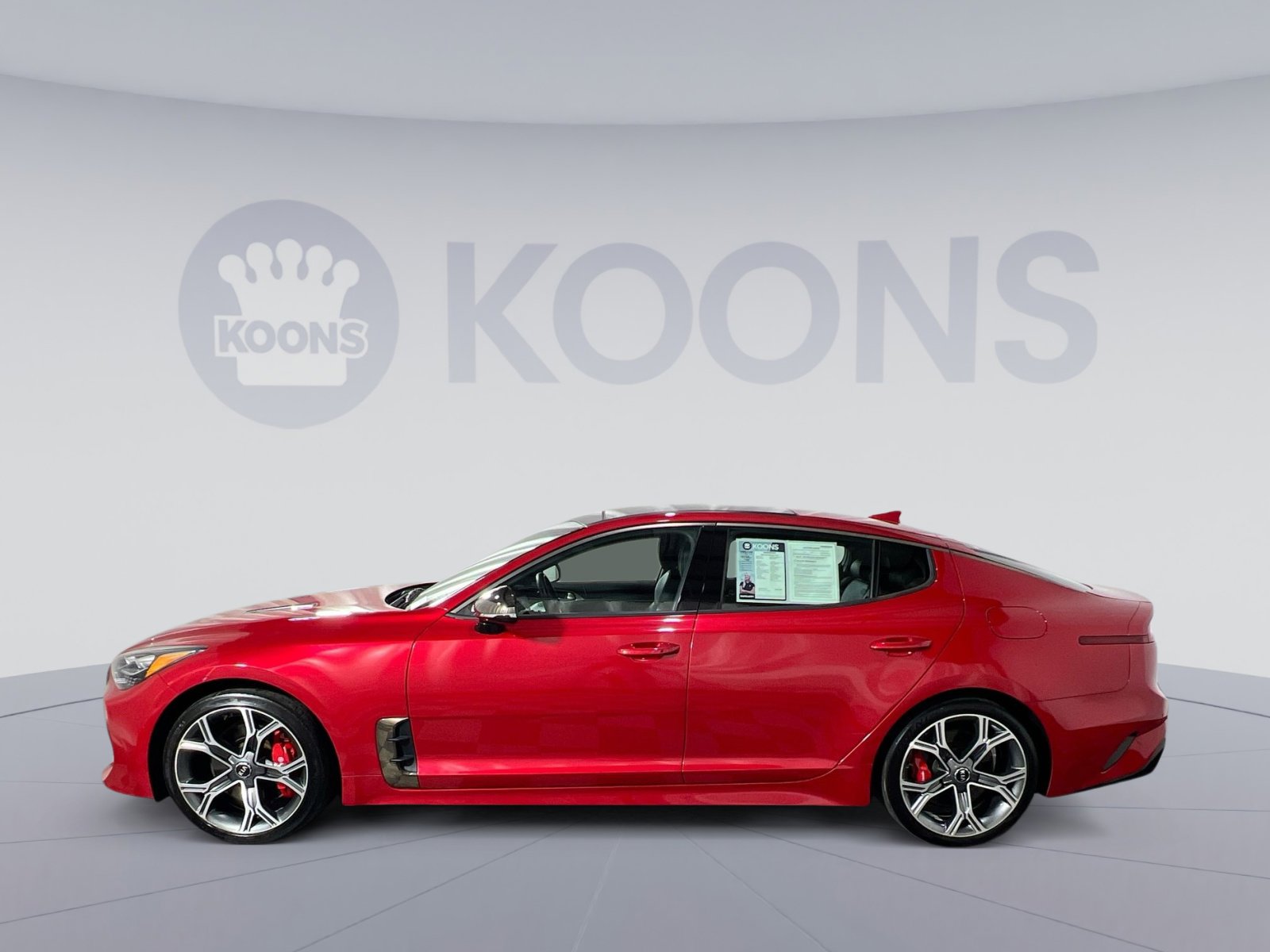 Used 2018 Kia Stinger GT1 image 2