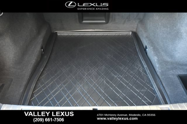Used 2022 BMW 750i xDrive AWD/4WD image 19